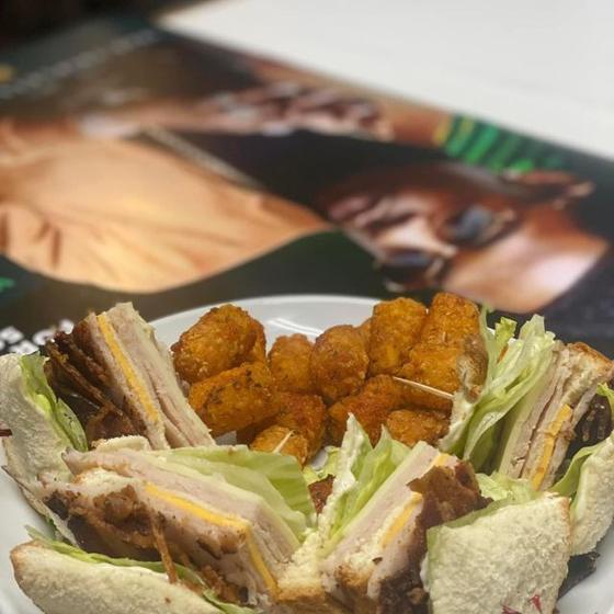 Club sandwich with tots